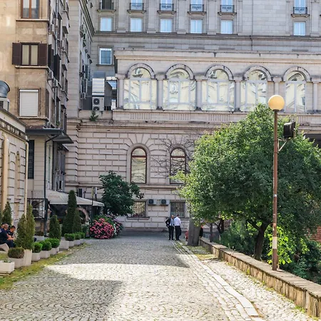 Апартамент Presidential Neighbour Retreat София
